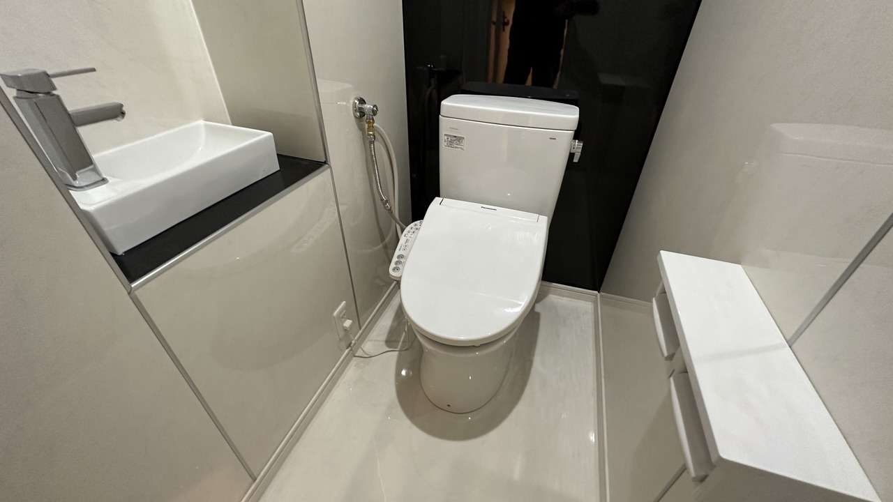 Photo of Bathroom in Chinatown