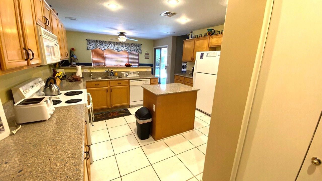 Photo of Kitchen in Surprise
