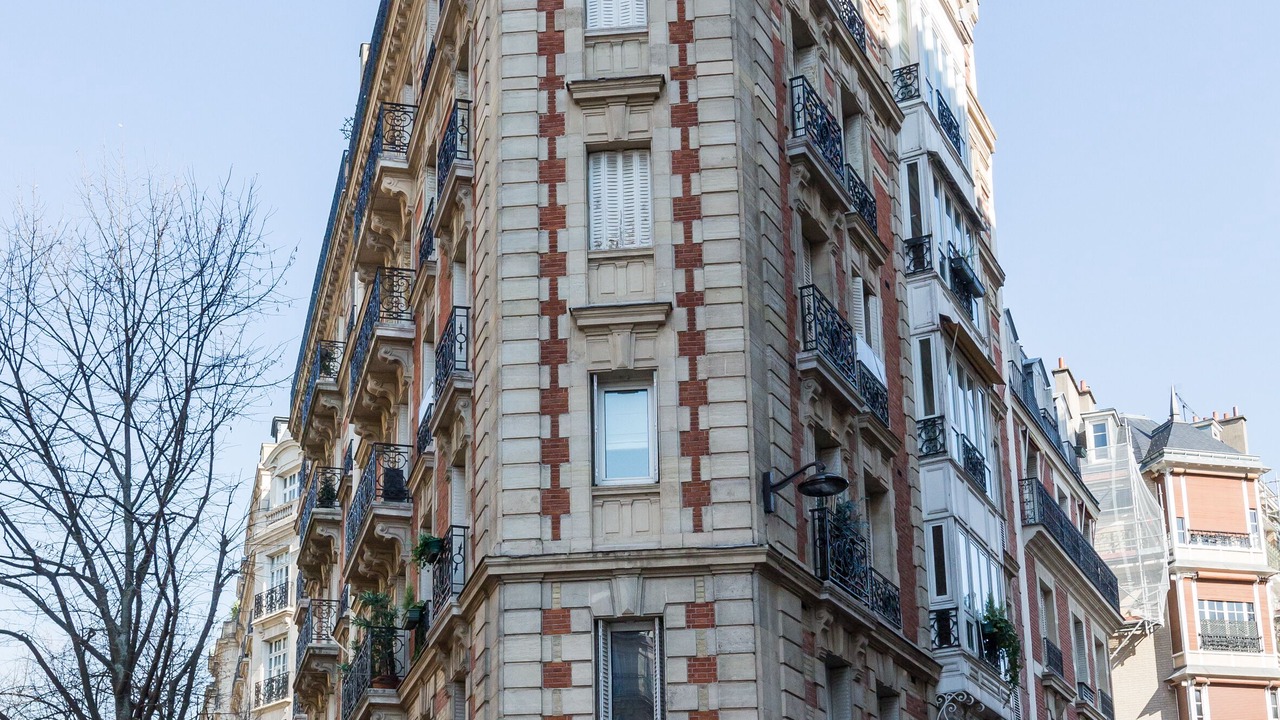 Photo of Others in Auteuil