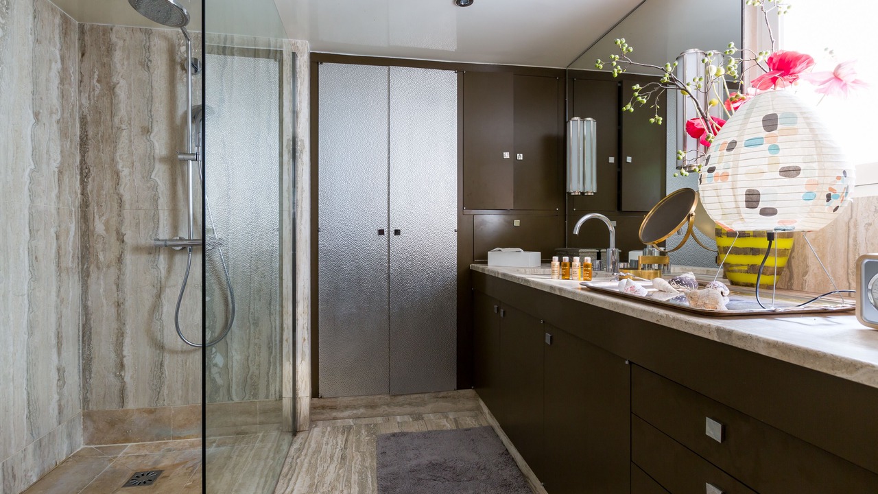Photo of Bathroom in Saint-Merri
