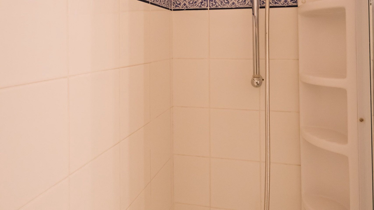 Photo of Bathroom in Quartier Saint-Ambroise