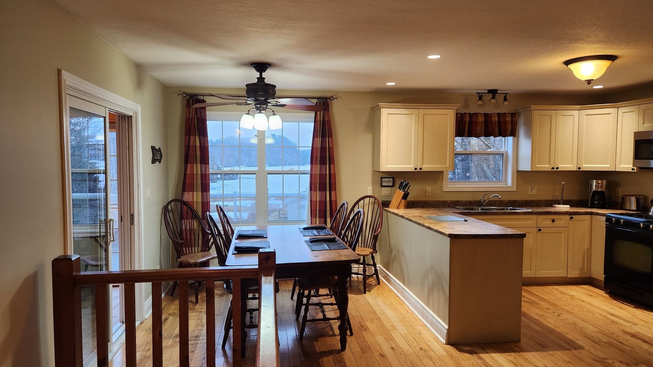 Photo of Bedroom in Lake of Bays