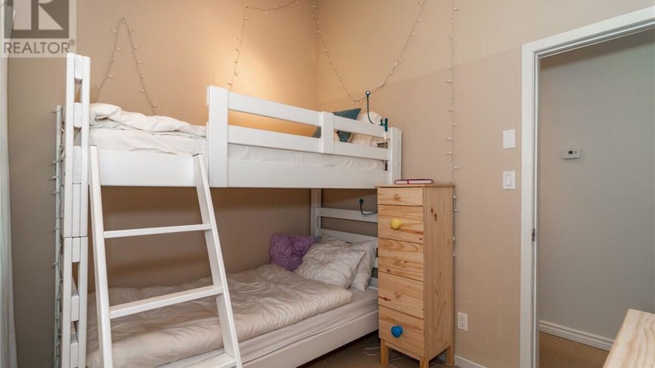 Photo of Bedroom in Honey Harbour