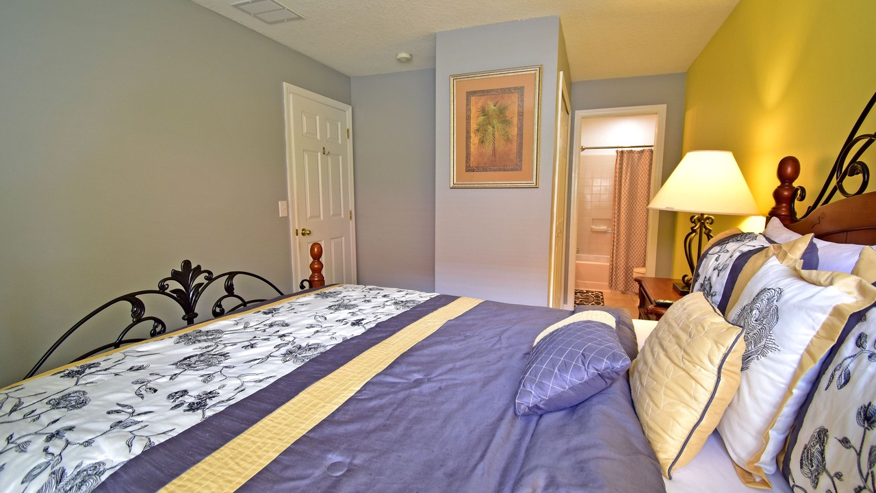 Photo of Bathroom in Florida Pines