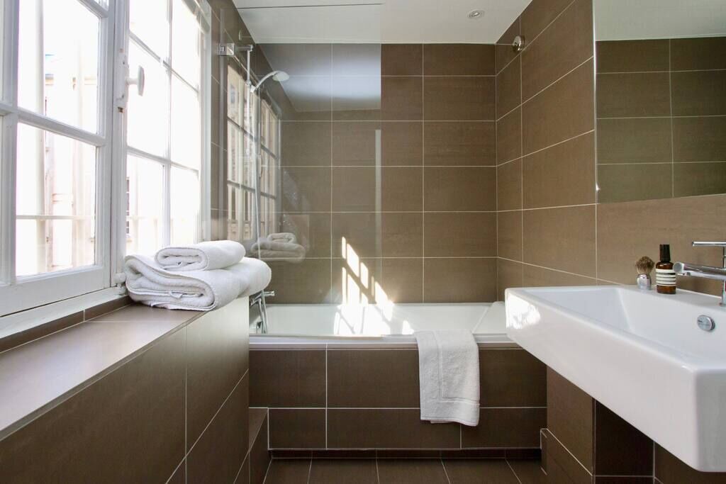 Photo of Bathroom in Les Halles
