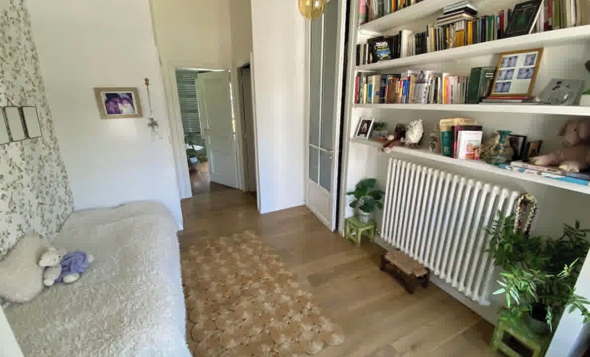 Photo of Bedroom in Issy-les-Moulineaux