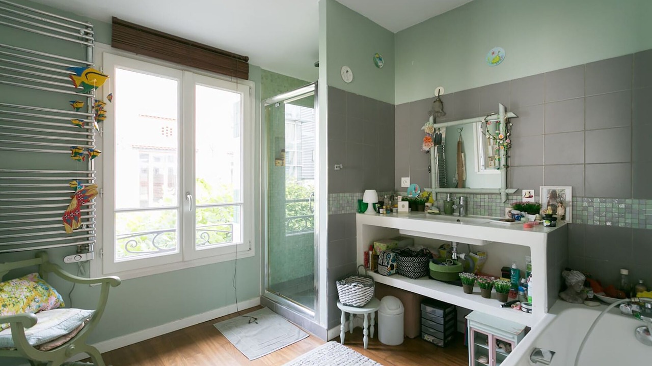 Photo of Bathroom in Issy-les-Moulineaux