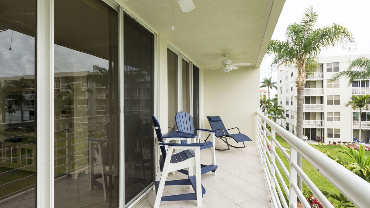 Photo of Patio Balcony in St. Petersburg