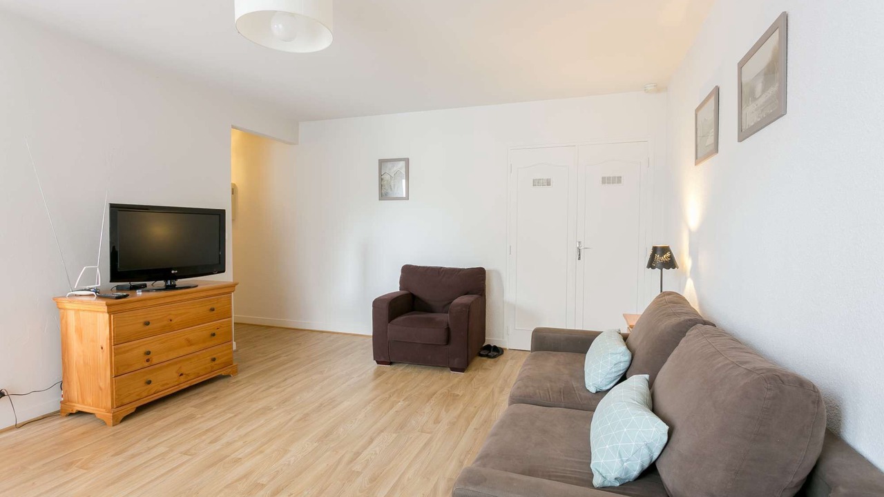 Photo of Livingroom in Rueil-Malmaison