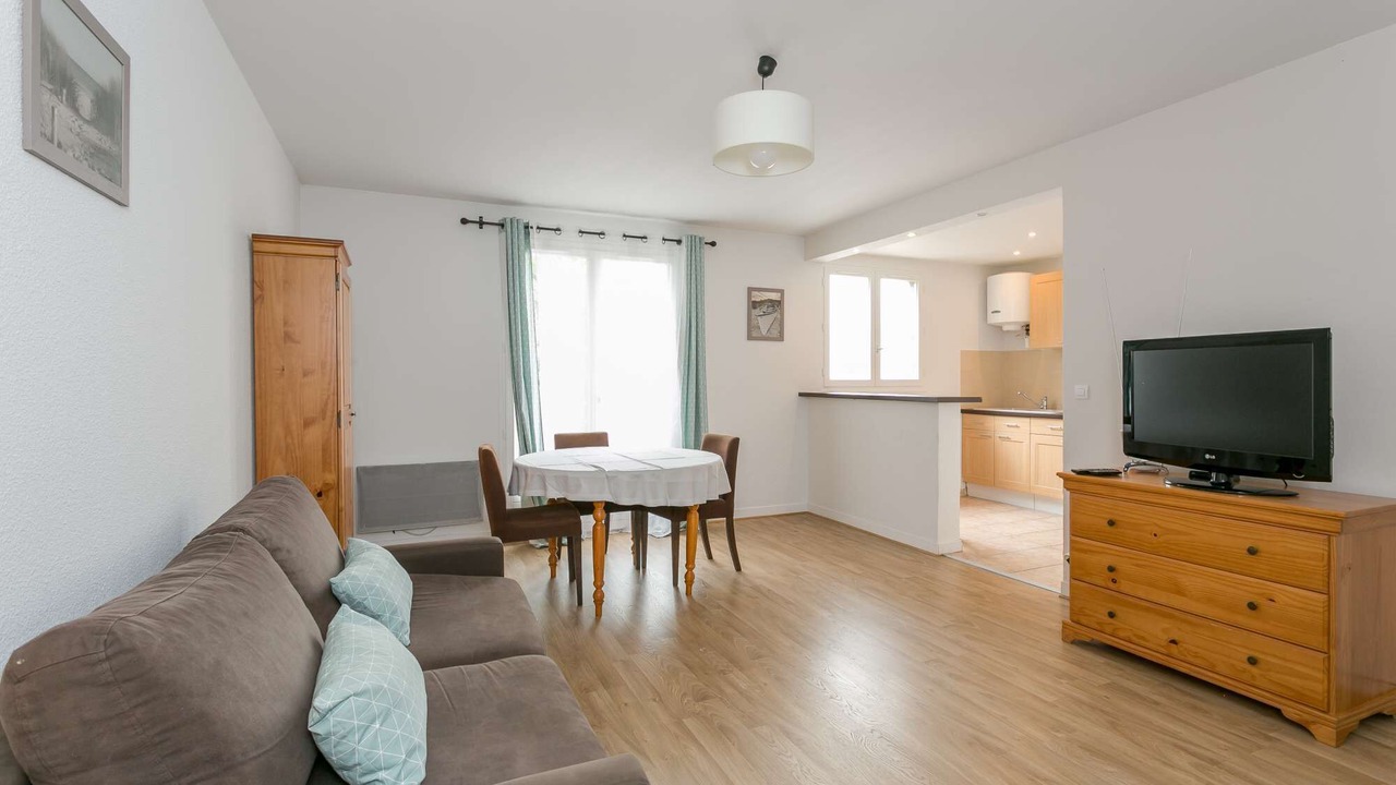 Photo of Livingroom in Rueil-Malmaison