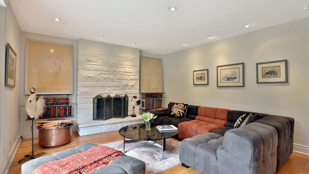 Photo of Livingroom in Guelph