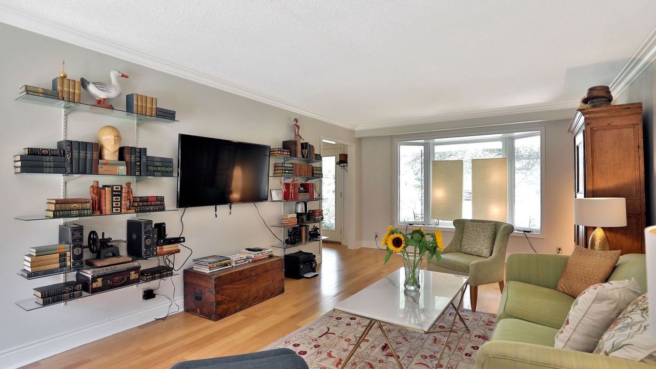 Photo of Livingroom in Guelph