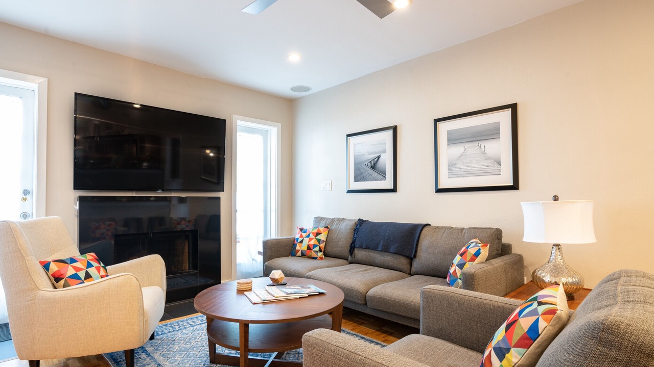 Photo of Livingroom in Bayshore Gardens