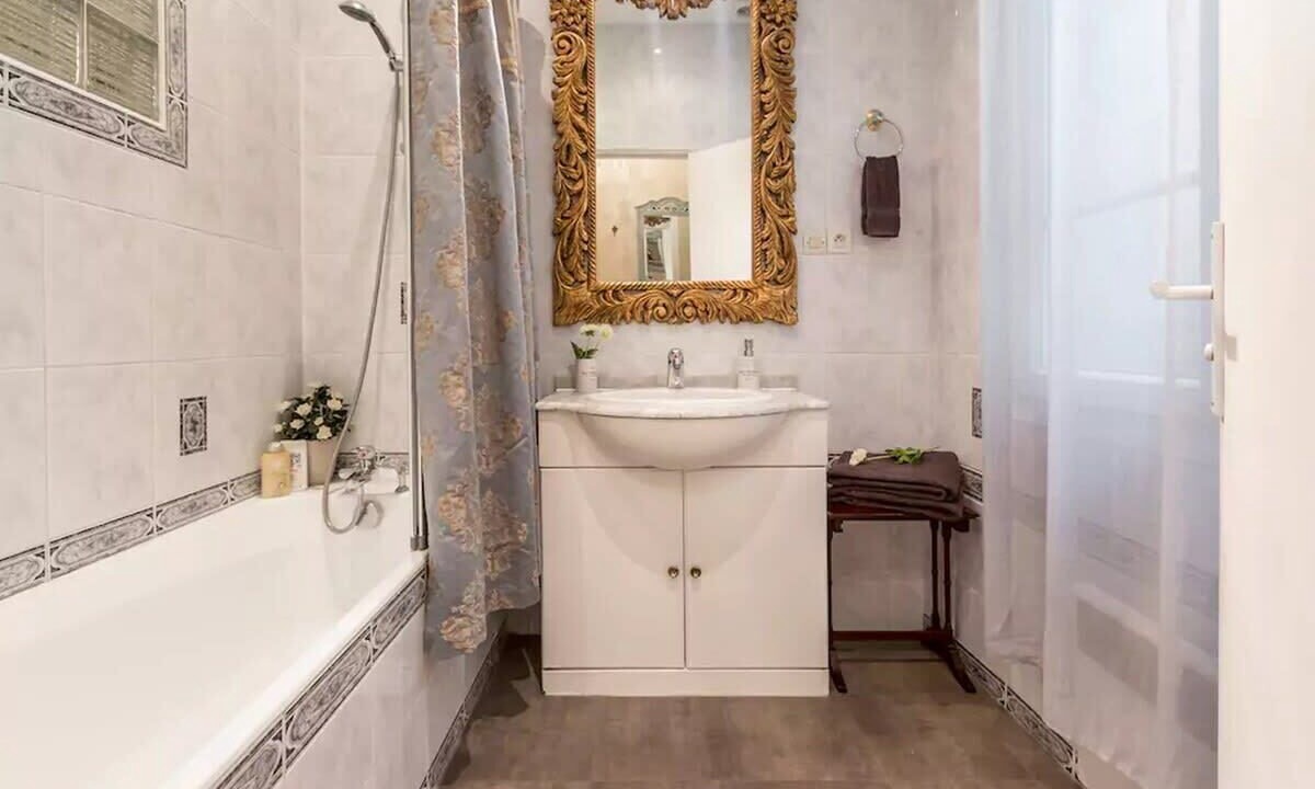 Photo of Bathroom in Archives