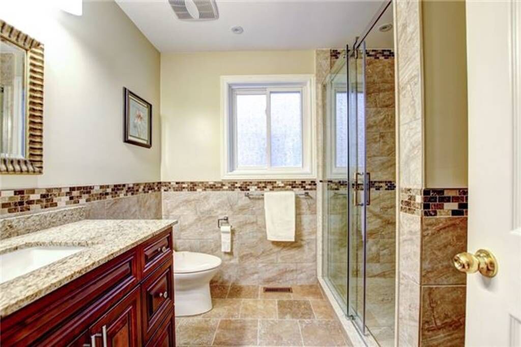Photo of Bathroom in Central Erin Mills