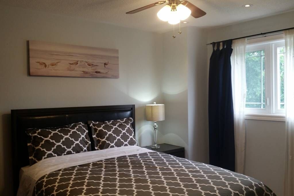 Photo of Bedroom in Central Erin Mills