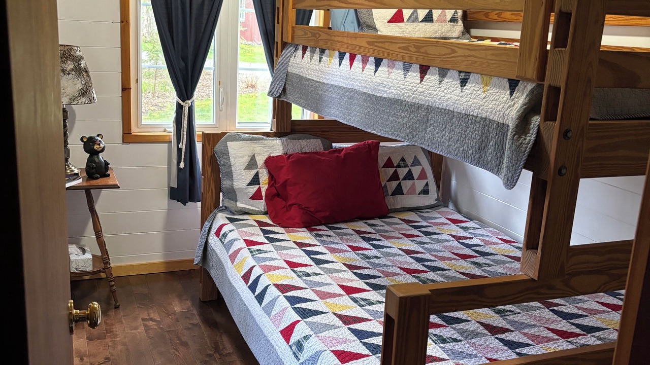 Photo of Bedroom in Rosedale