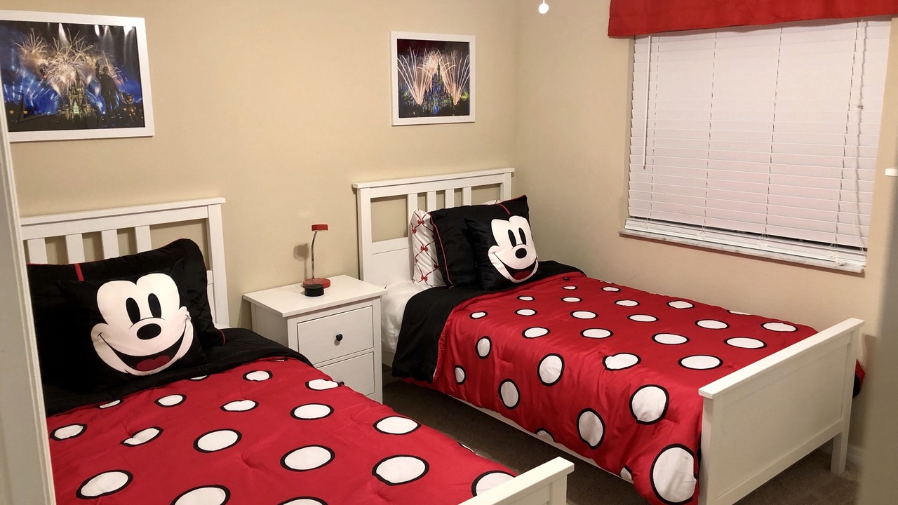 Photo of Bedroom in Crestwynd Bay
