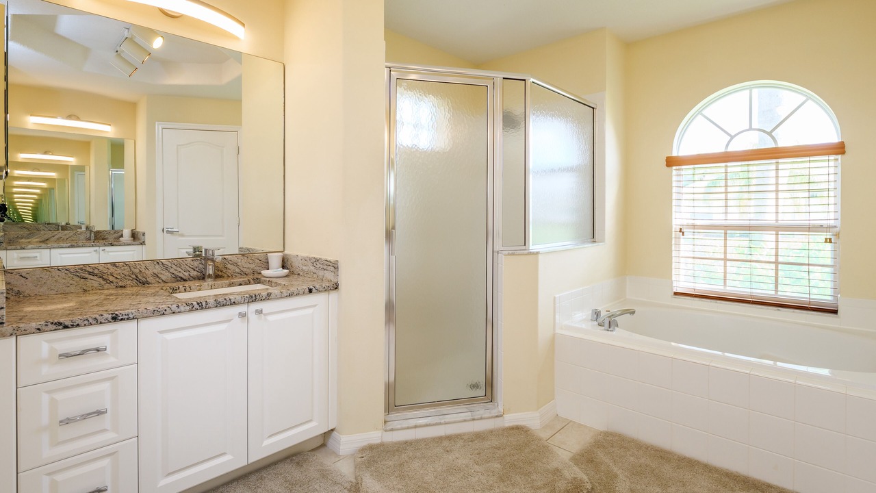 Photo of Bathroom in Tuscan Ridge