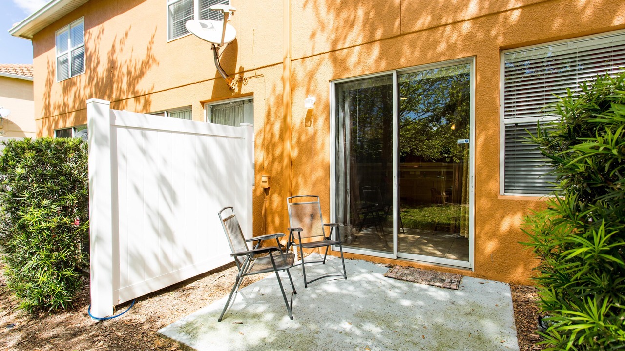 Photo of Patio Balcony in Crestwynd Bay