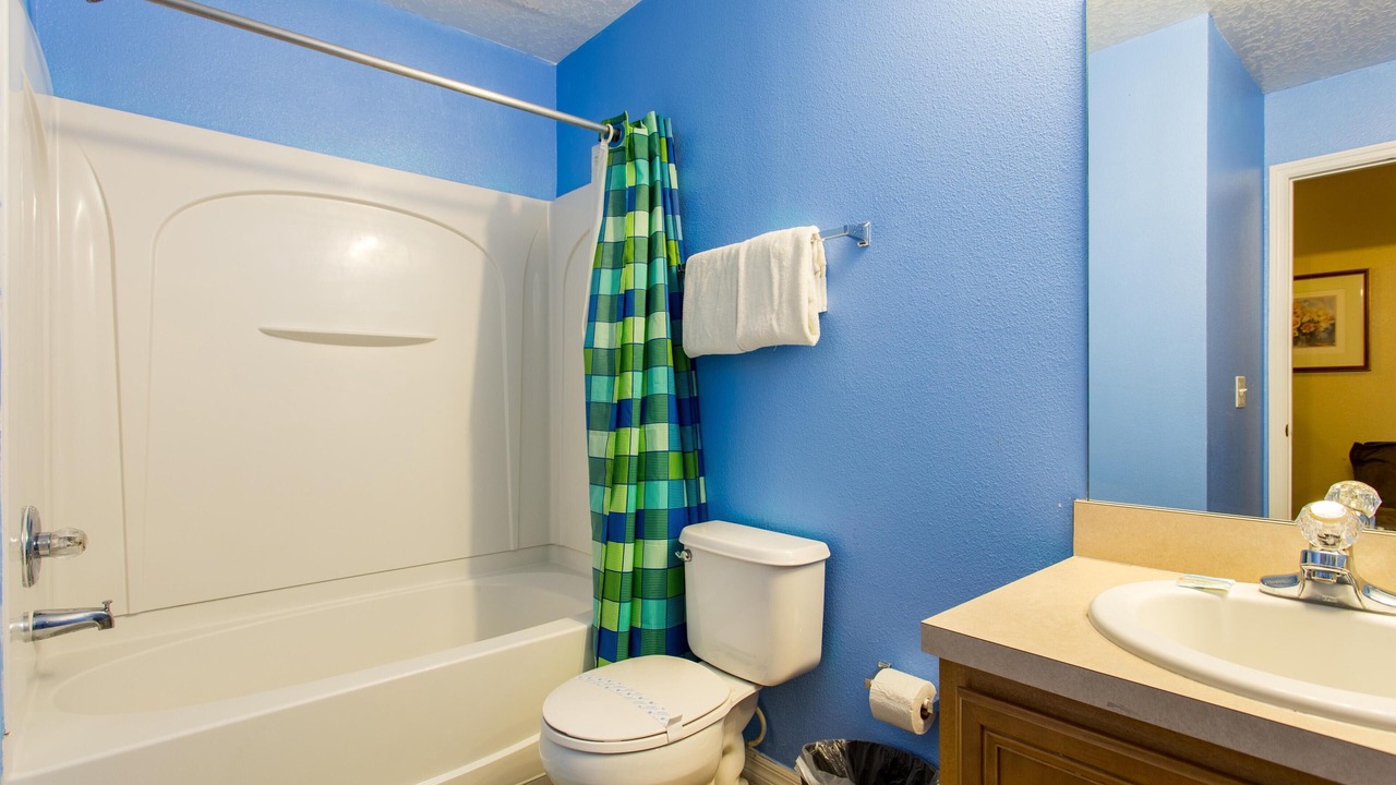 Photo of Bathroom in Crestwynd Bay