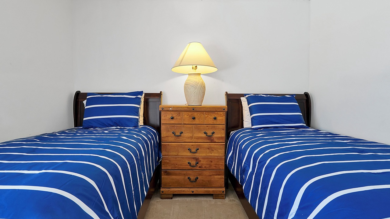 Photo of Bedroom in Seasons