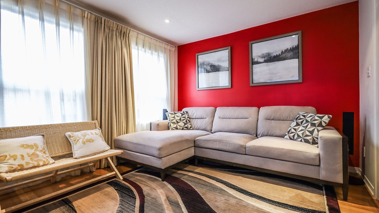 Photo of Livingroom in Markham