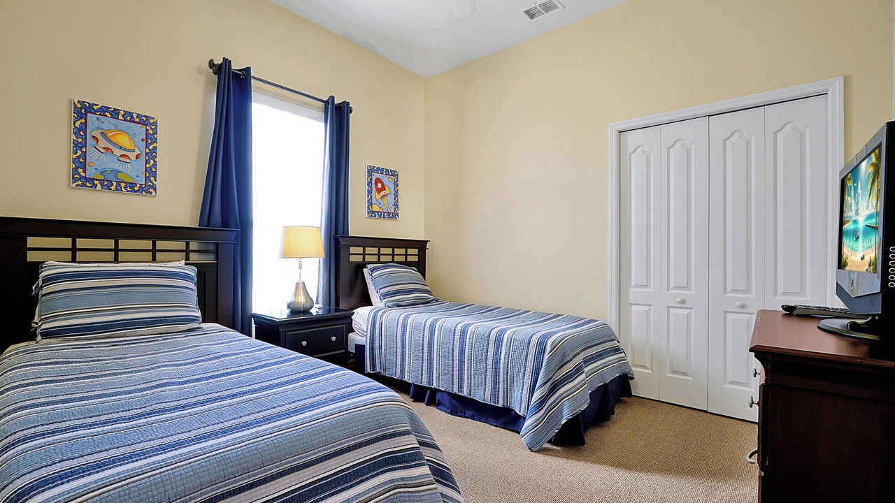 Photo of Bedroom in Tuscan Hills