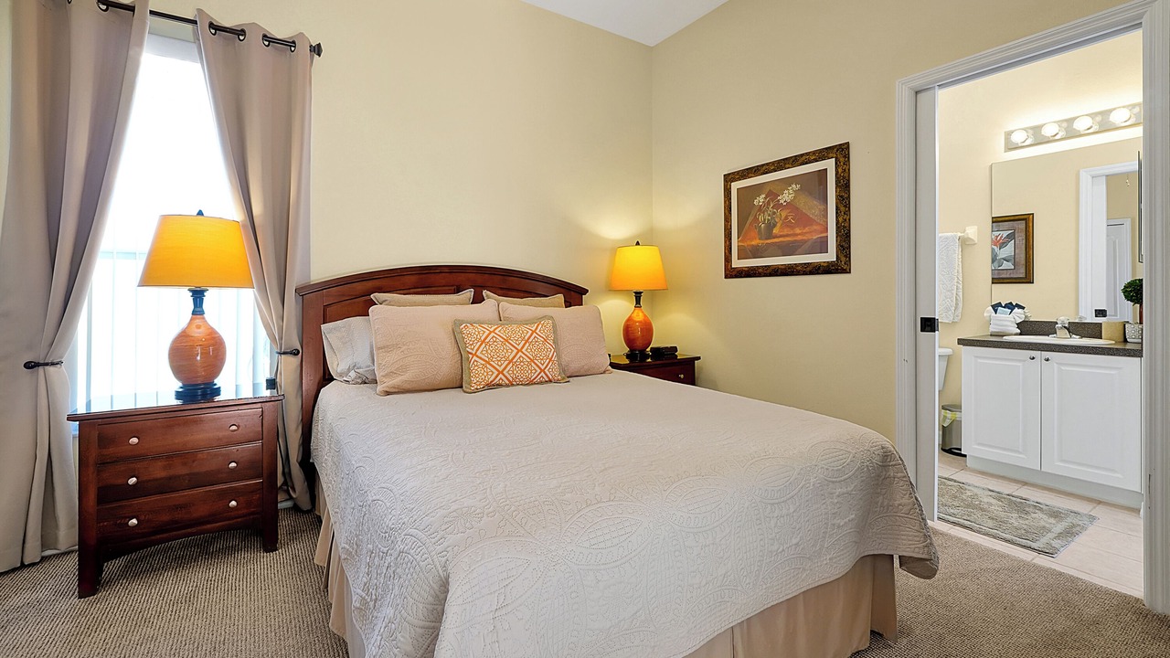 Photo of Bedroom in Tuscan Hills