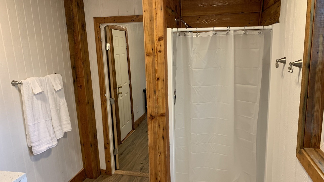 Photo of Bathroom in Saint Bernard