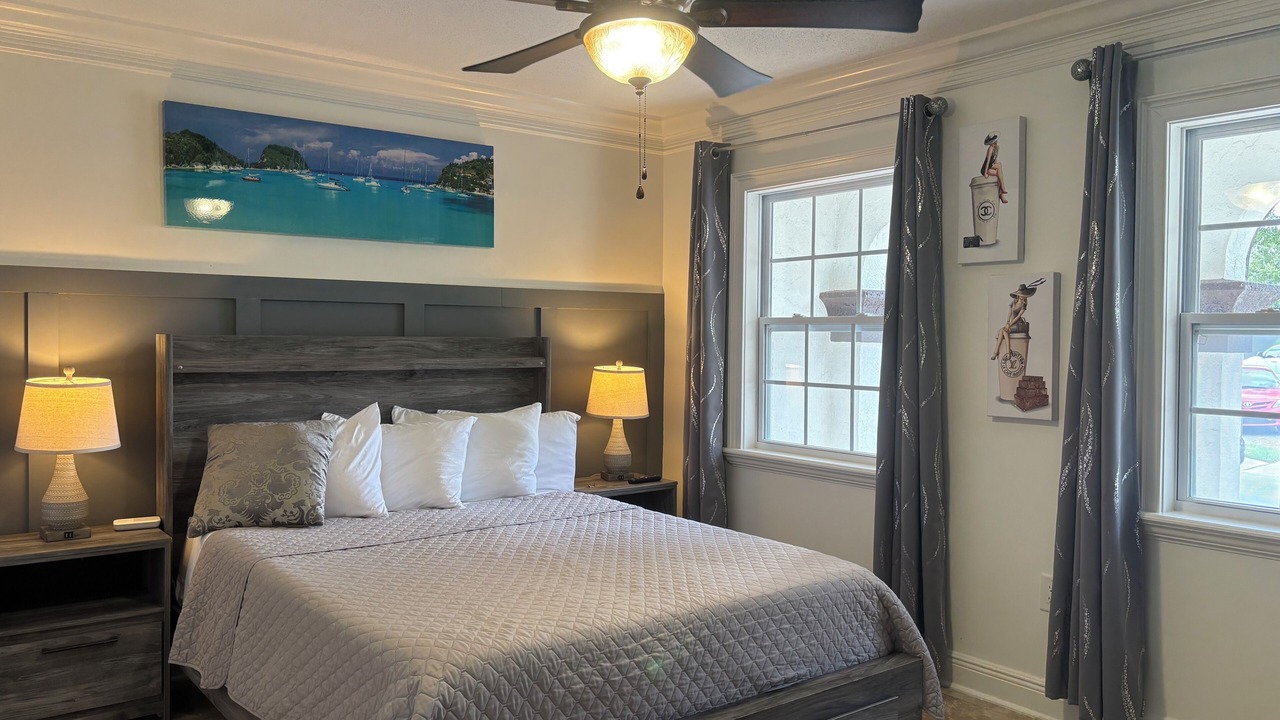 Photo of Bedroom in Englewood Park