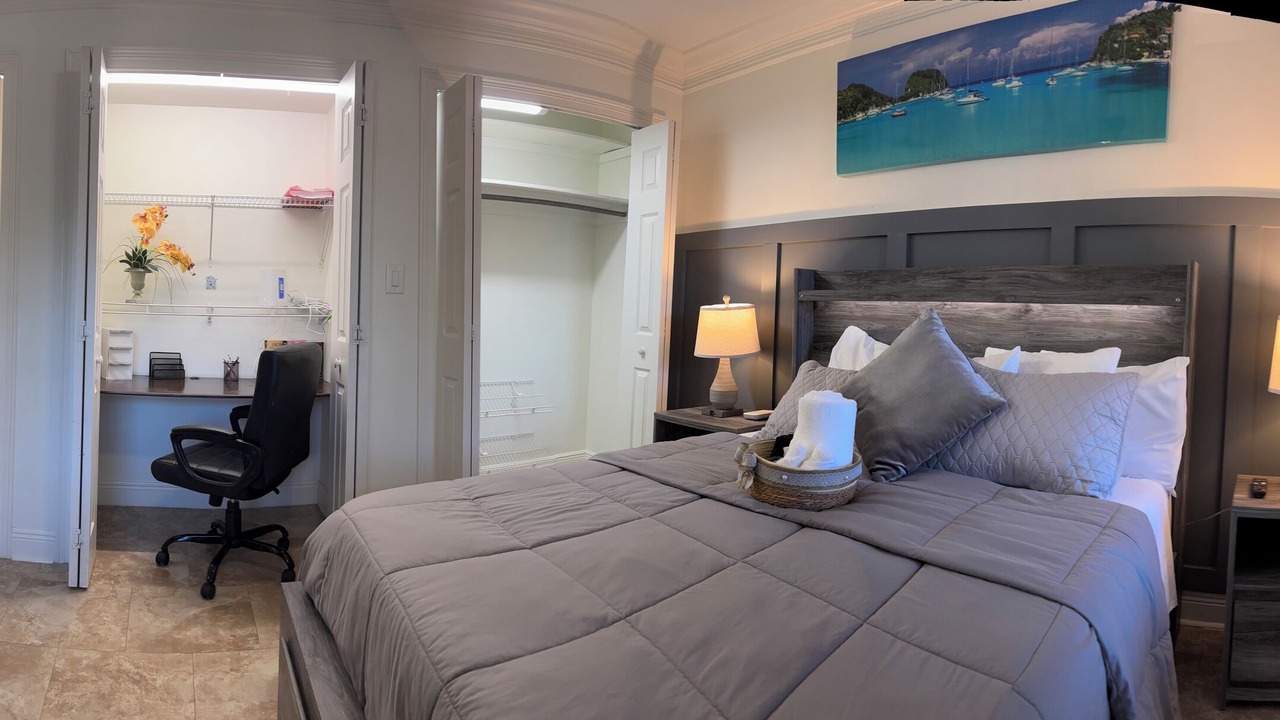 Photo of Bedroom in Englewood Park