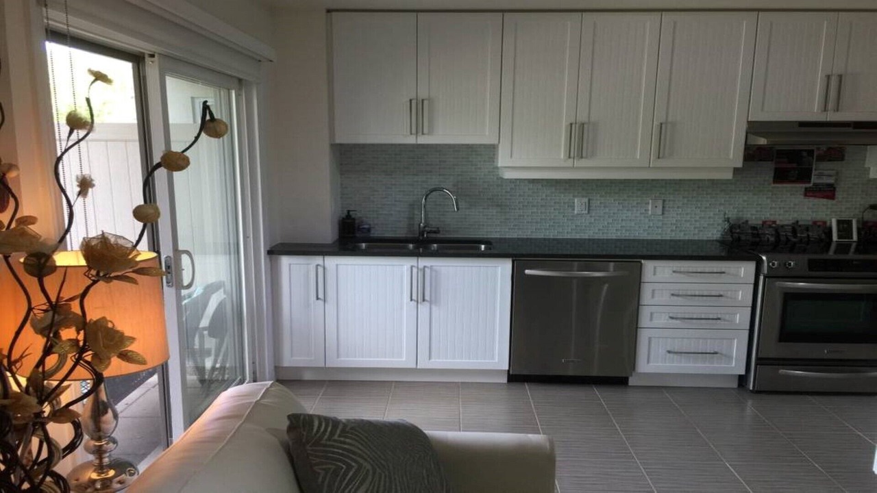 Photo of Kitchen in Mississauga Valleys
