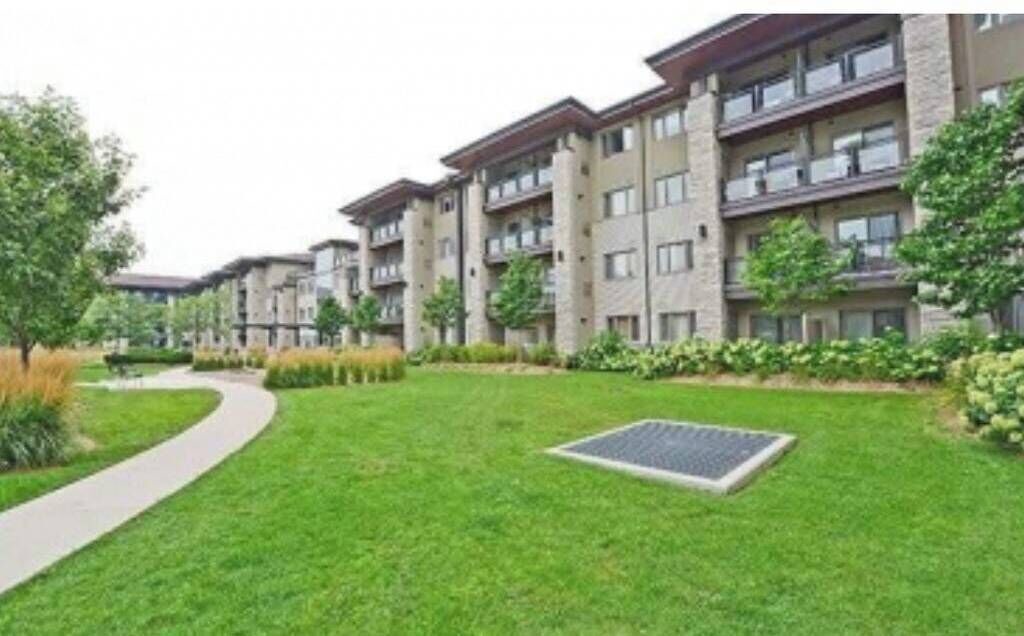 Photo of Outdoor in Mississauga Valleys