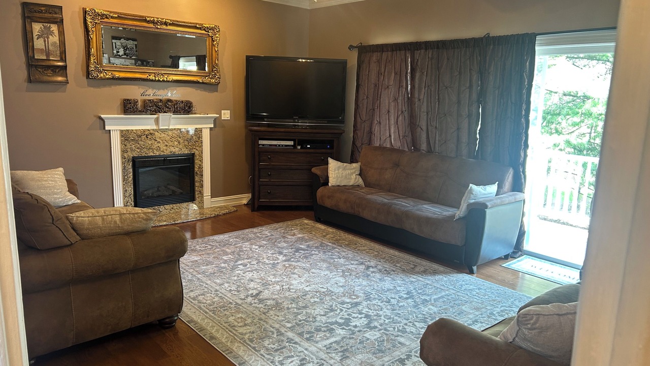 Photo of Livingroom in Lemont