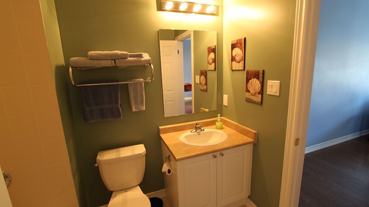 Photo of Bathroom in Wasaga Beach