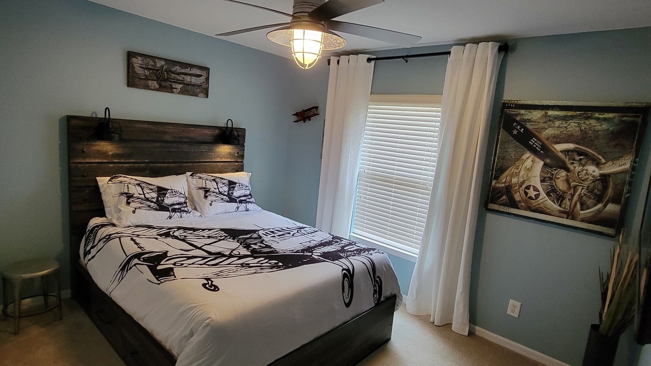 Photo of Bedroom in Watersong