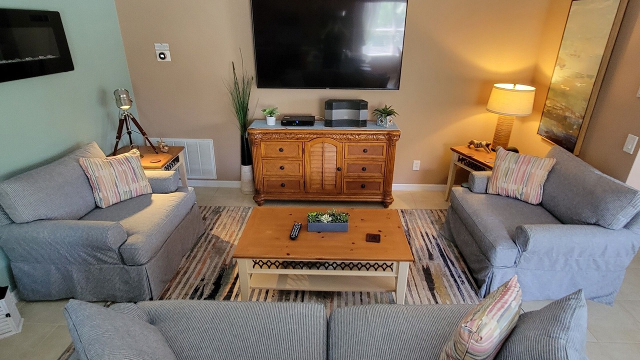 Photo of Livingroom in Watersong