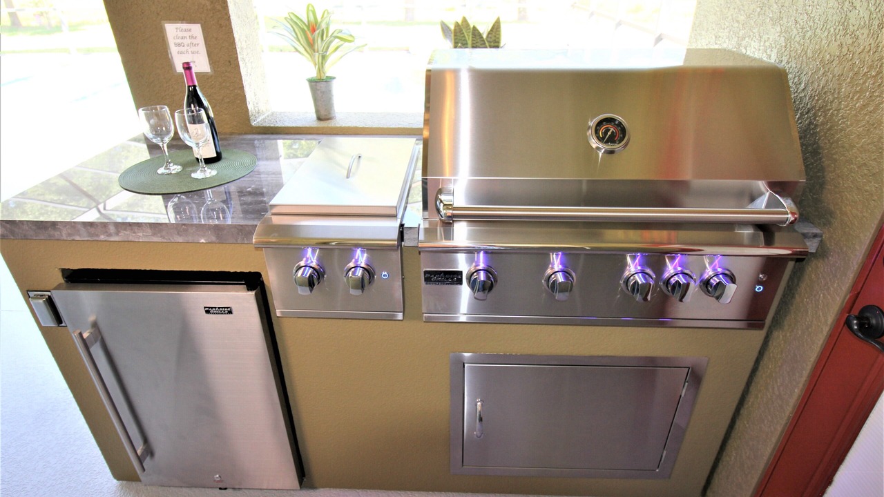 Photo of Kitchen in Watersong