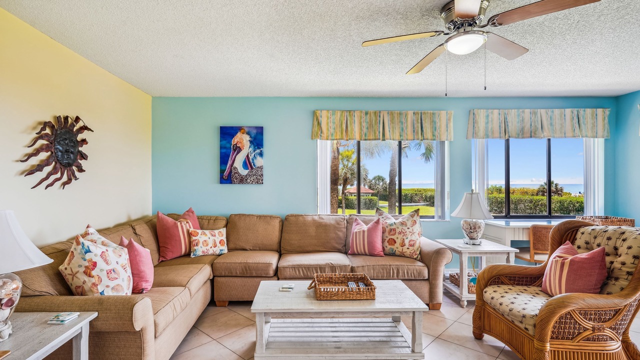 Photo of Livingroom in Sunset Beach