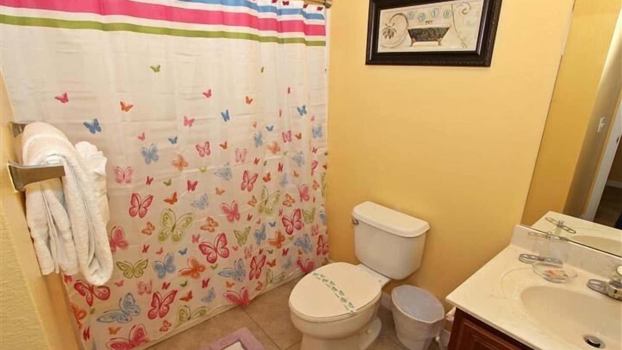 Photo of Bathroom in Crestwynd Bay