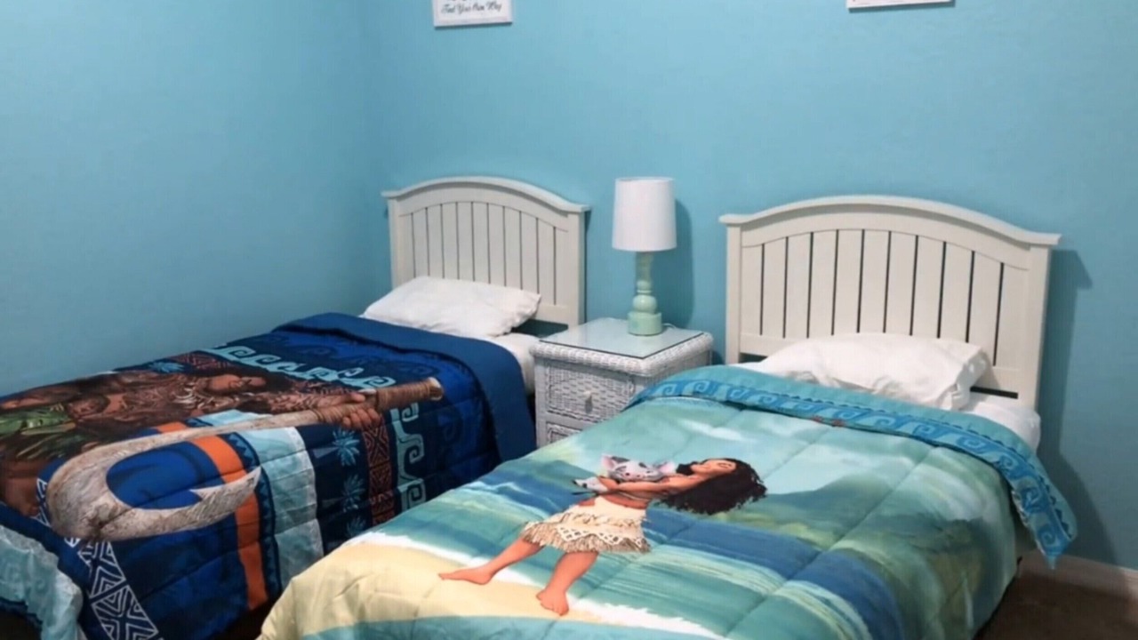 Photo of Bedroom in Bahama Bay