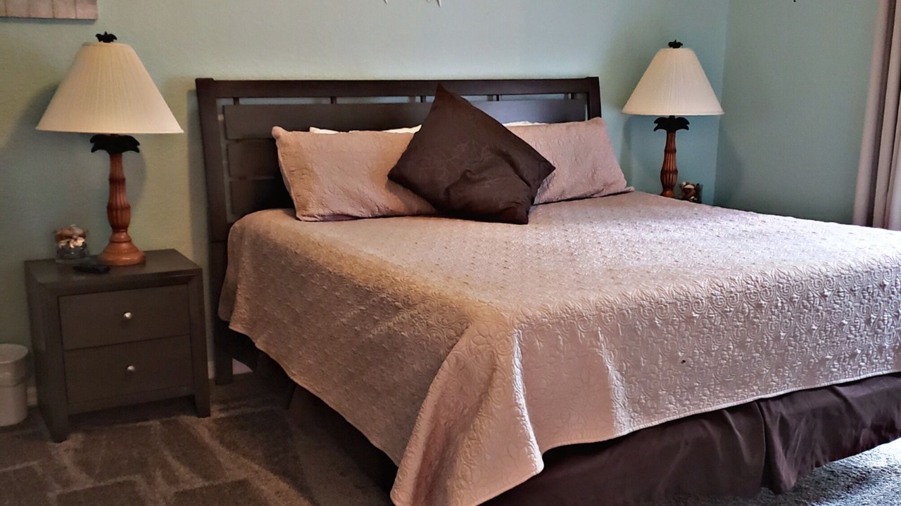 Photo of Bedroom in Bahama Bay