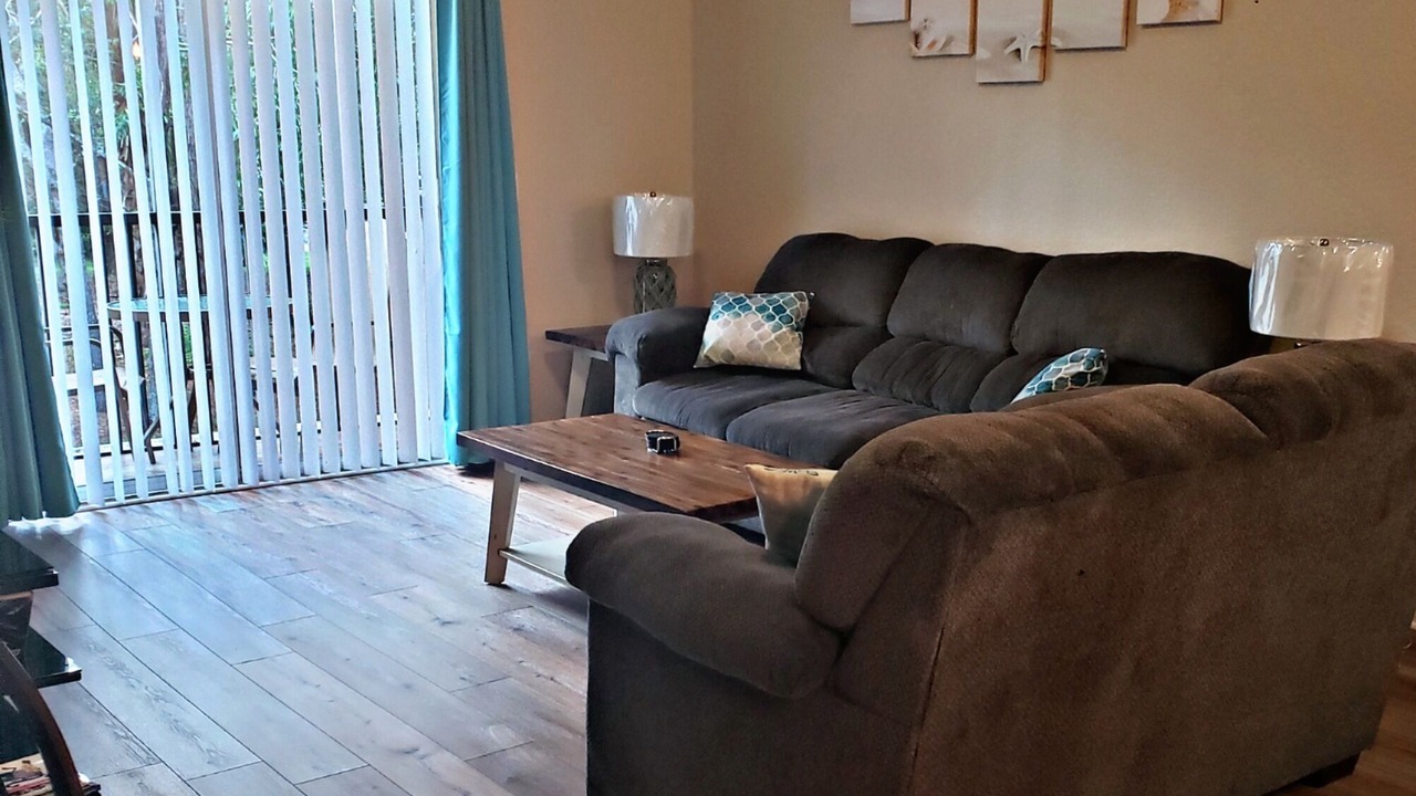 Photo of Livingroom in Bahama Bay