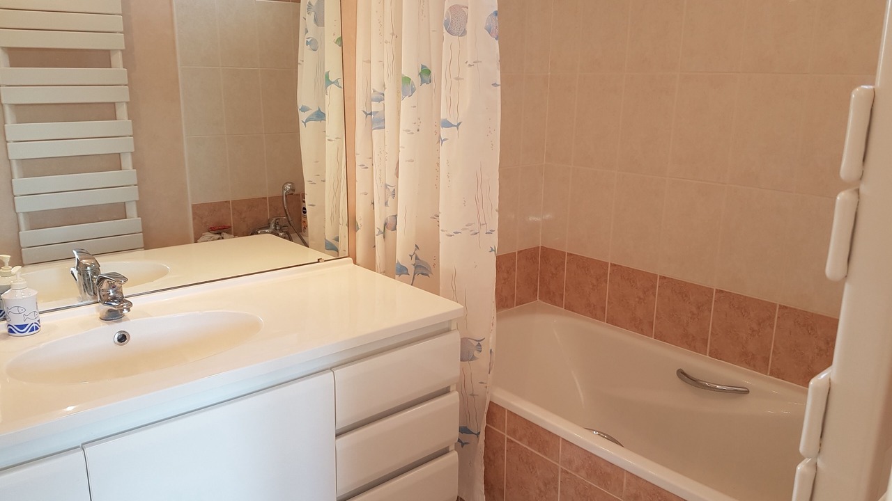 Photo of Bathroom in Bussy-Saint-Georges