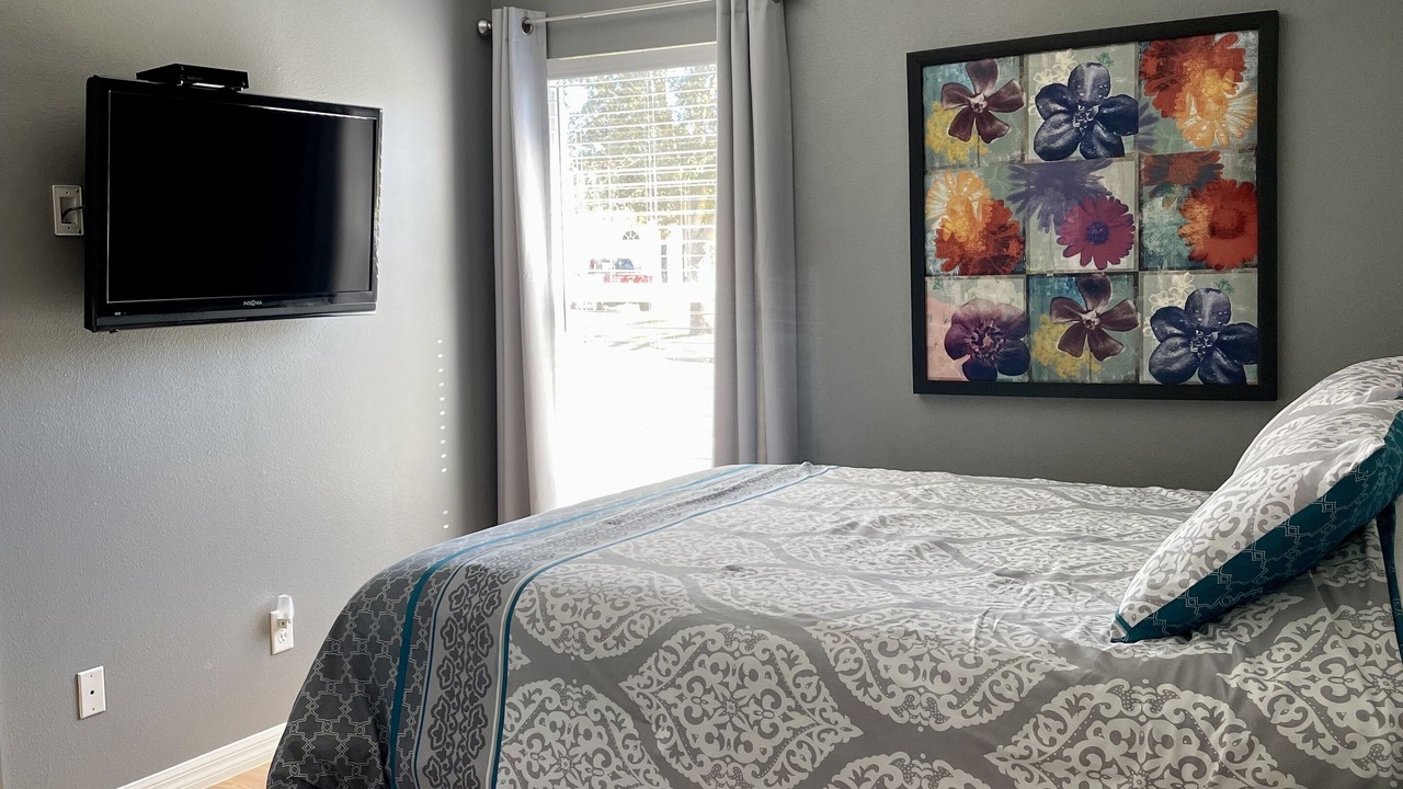 Photo of Bedroom in Orange Tree