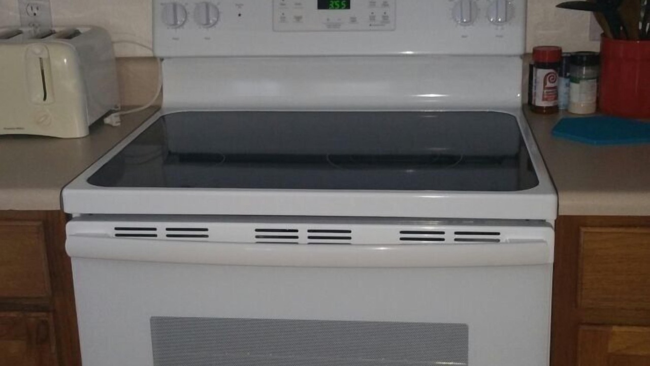 Photo of Kitchen in Venetian Bay Villages