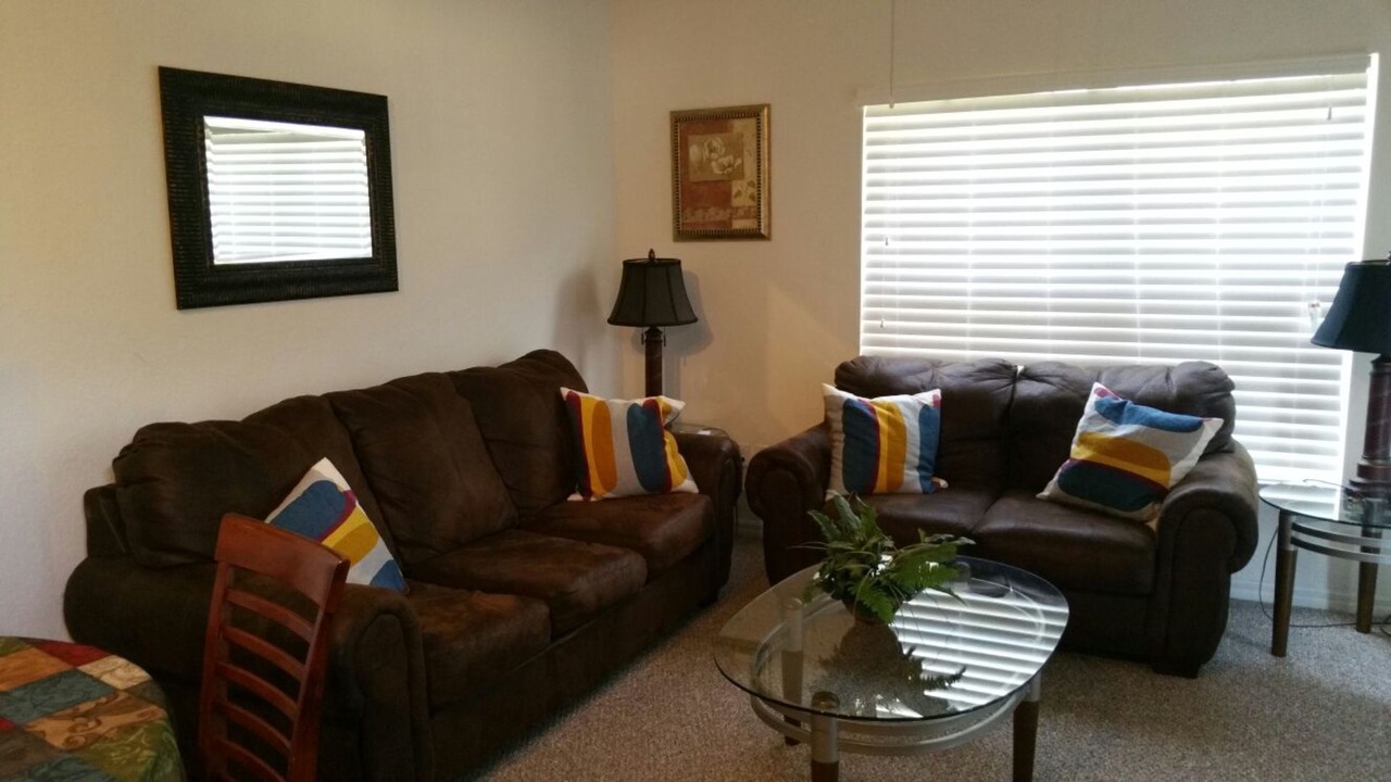 Photo of Livingroom in Venetian Bay Villages