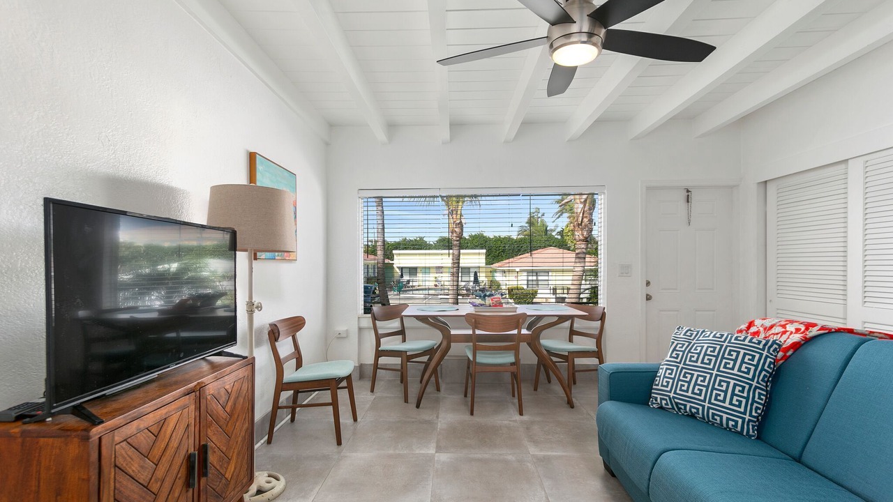 Photo of Livingroom in Ocean Ridge
