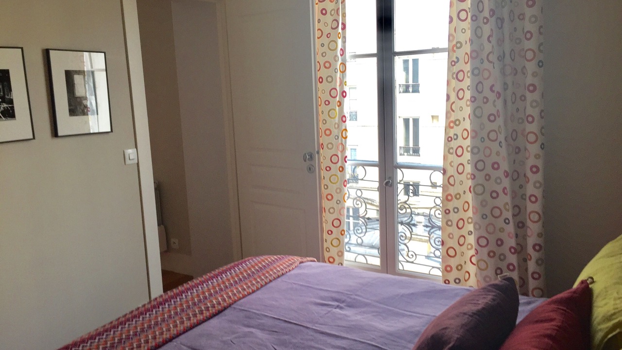 Photo of Bedroom in 7th Arrondissement